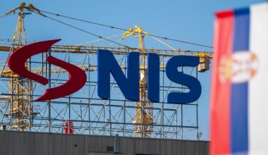 Σερβία: Εκπνέει το τελεσίγραφο της NIS – «Στο χείλος της ενεργειακής καταστροφής η χώρα» λέει ο Α.Βούτσιτς