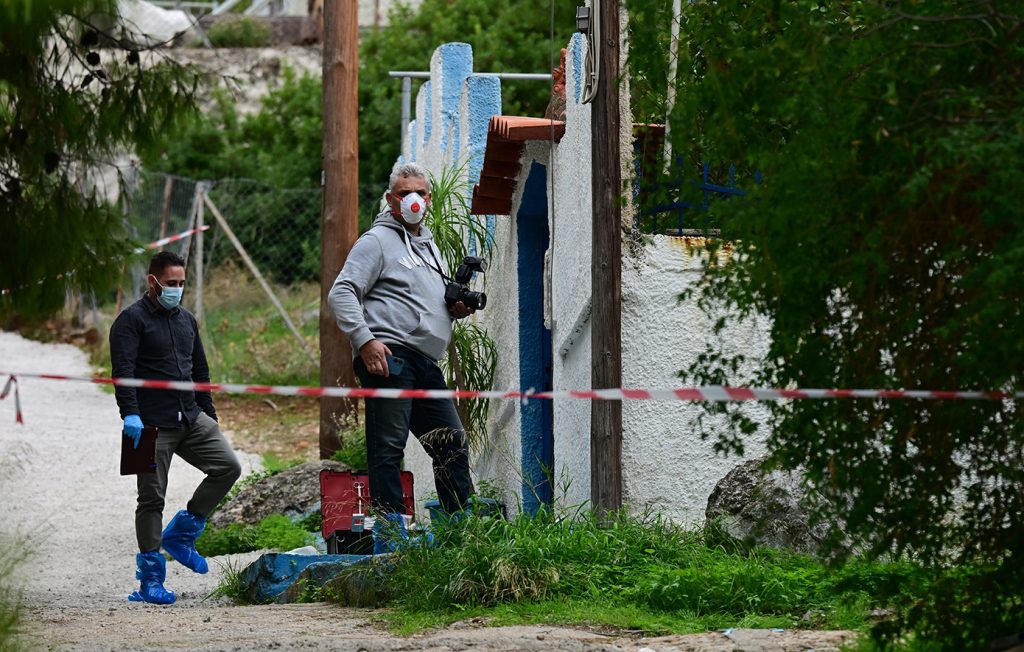 Σαλαμίνα: Εθισμένη στον τζόγο η 46χρονη που σκότωσε την πεθερά της για να κλέψει χρήματα