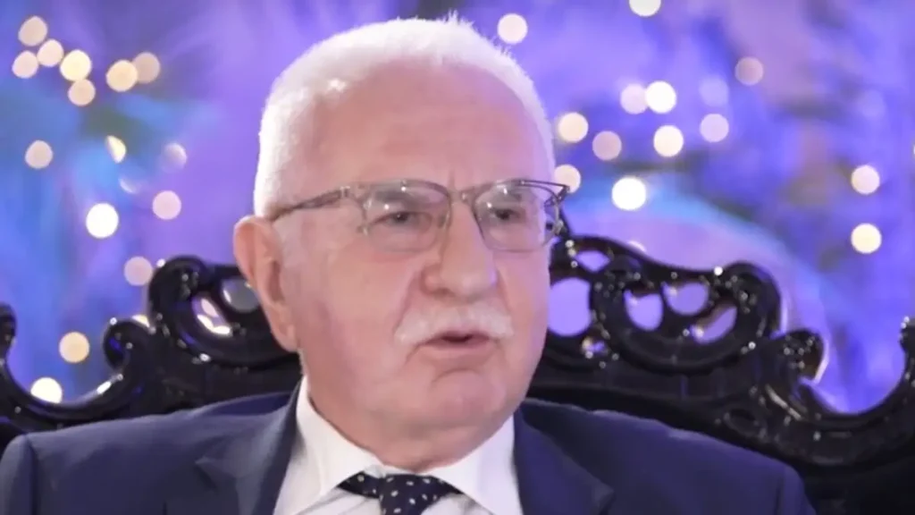 Δεύτερο βιβλίο του Γιώργου Τσούκαλη ετοιμάζεται στο τυπογραφείο από τις εκδόσεις ΔΕΡΕ