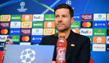 Ο Τσάβι Αλόνσο «έπλεξε» το εγκώμιο του Μεντιλίμπαρ: «Επιτέλους απολαμβάνει την αναγνώριση που του αξίζει»