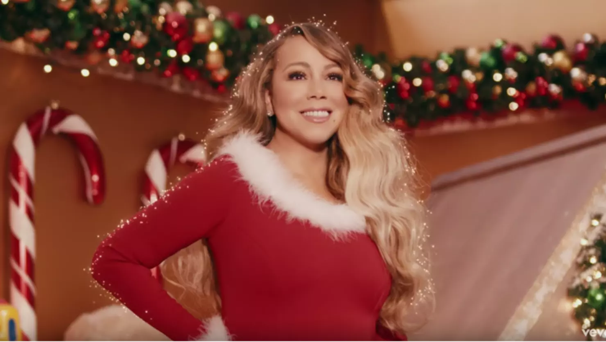 Δεν τα λες και λίγα: Τα χρήματα που βγάζει κάθε χρόνο η Μαράια Κάρεϊ από το «All I Want for Christmas Is You»