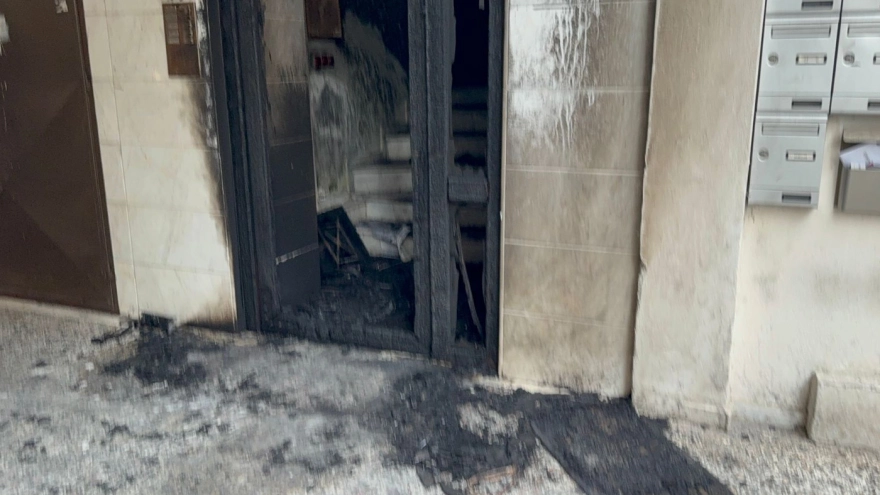 Νέα στοιχεία για την έκρηξη με γκαζάκια σε πολυκατοικία στη Θεσσαλονίκη: Στο κτίριο μένει πρώην υπάλληλος της ΕΥΠ!