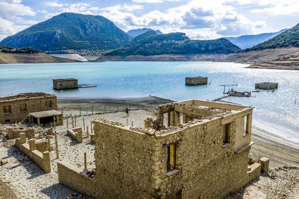 Κηρύσσουν «κόκκινου συναγερμού» για την λειψυδρία στην Αττική – Ερωτηματικά για fast track διαδικασίες