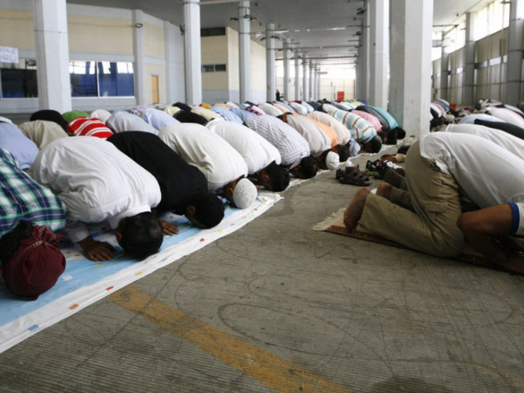 Γαλλία: Ομοφυλόφιλη υποψήφια παραιτήθηκε λόγω ισχυρού μουσουλμανικού πληθυσμού σε περιοχή