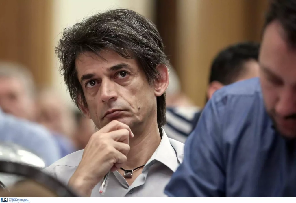 «Καρφιά» Ν.Καρανίκα κατά Α.Τσίπρα: «Δεν επιλέγει καλά τους συνεργάτες του – Έχει δίκιο»