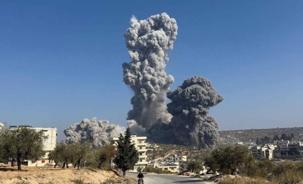 Συρία: Έκρηξη σε αποθήκη όπλων των Ισλαμιστών στο Ιντλίμπ – Αναφορές για σαμποτάζ – Πέντε οι νεκροί (βίντεο)