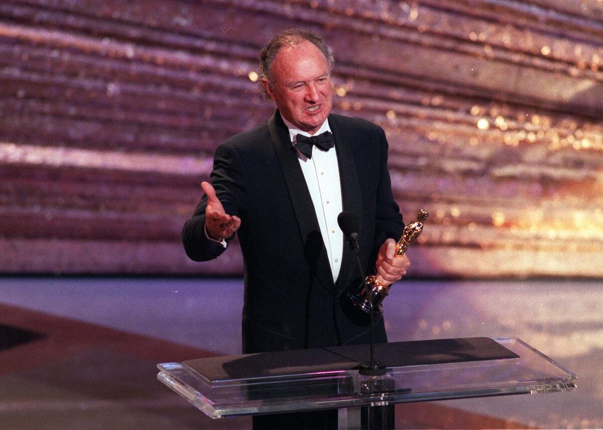 Τζιν Χάκμαν: Πάνω από 2 εκατ. δολάρια πουλήθηκαν σε δημοπρασία τα προσωπικά αντικείμενά του