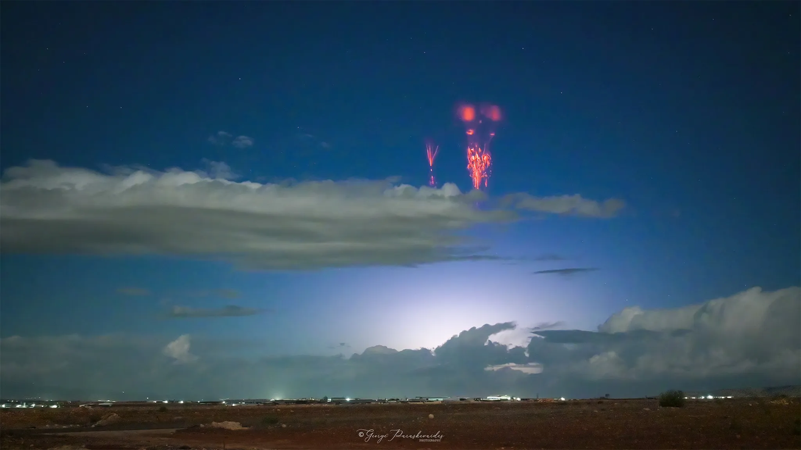 Εντυπωσιακό φαινόμενο στον ουρανό της Κύπρου: Τι είναι τα Red Sprites που εμφανίστηκαν (βίντεο)