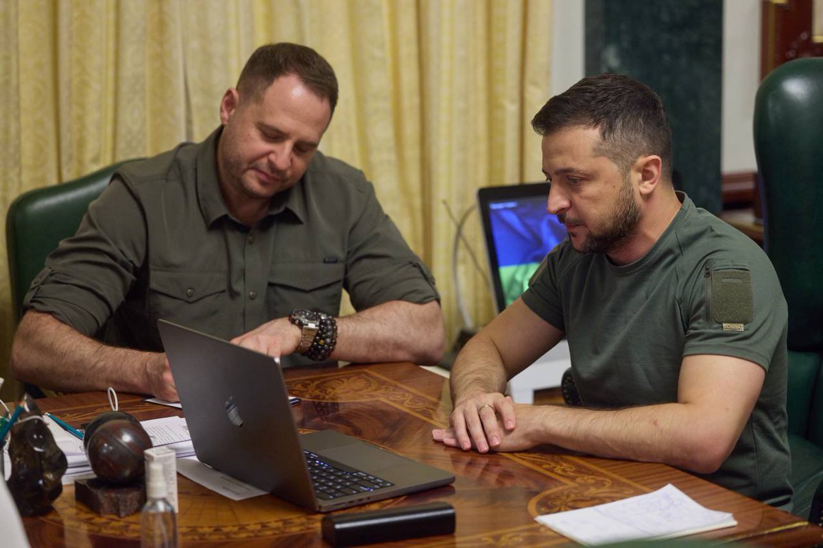 Ο προσωπάρχης του Β.Ζελένσκι δηλώνει ότι ο Ουκρανός πρόεδρος δεν θα υπογράψει καμία παραχώρηση εδάφους στην Ρωσία