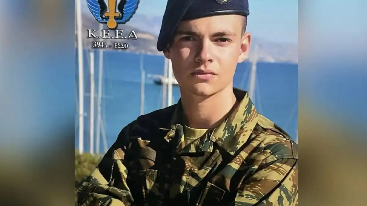 Στην Κρήτη με στρατιωτικό αεροσκάφος μεταφέρθηκε η σορός του 19χρονου που σκοτώθηκε από χειροβομβίδα στη Ρόδο