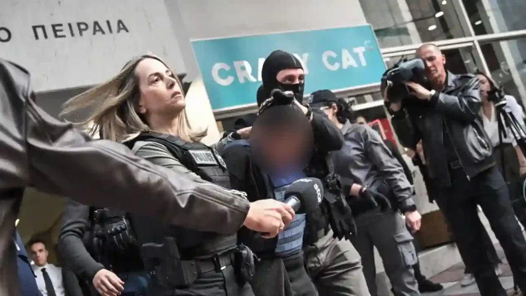 Δολοφονία στη Σαλαμίνα: Προμελετημένο έγκλημα «βλέπουν» οι Αρχές! – Εικόνες ντοκουμέντα από το σπίτι της 75χρονης