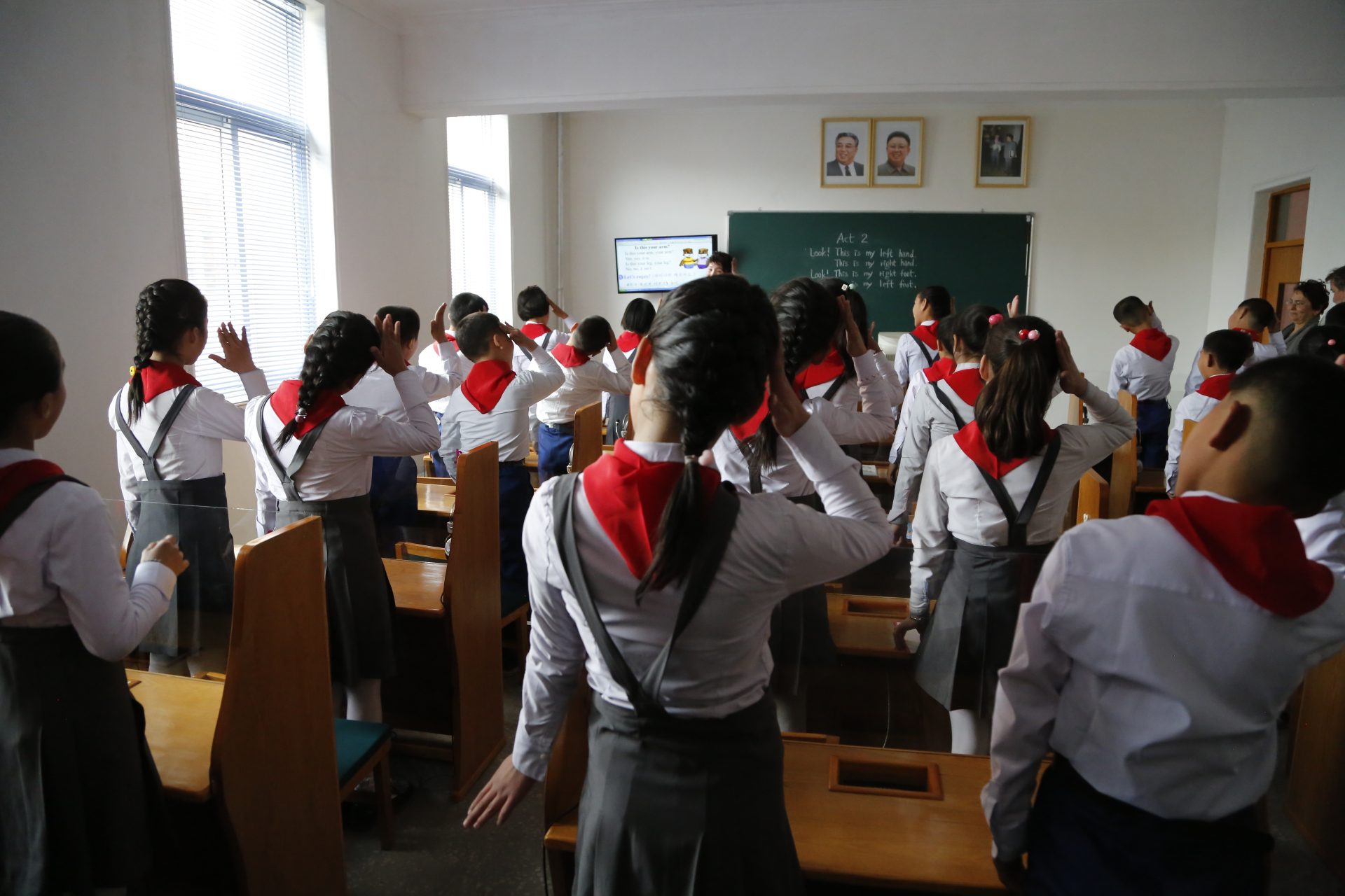 Η Βόρεια Κορέα καθιερώνει τα ρωσικά ως υποχρεωτικό μάθημα από το δημοτικό