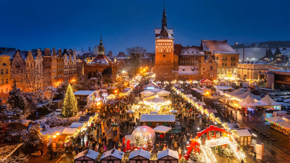 Αυστηρά μέτρα ασφαλείας στις χριστουγεννιάτικες αγορές στην Ευρώπη υπό τον φόβο τρομοκρατικών επιθέσεων