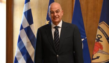 Νέο «αιρετικό» δόγμα μάχης στις ΕΔ εξήγγειλε αθόρυβα ο Ν.Δένδιας: Επανάσταση ή «πλεύση σε άγνωστα νερά»;
