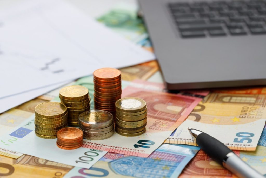 Μέχρι τη Δευτέρα παρατείνεται η προθεσμία πληρωμής οφειλών στην εφορία – Τι πρέπει να ξέρετε