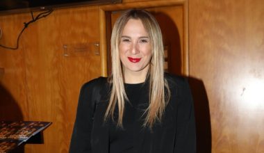 Βίκυ Καρατζόγλου: «Στα 18 μου δέχθηκα σεξουαλική παρενόχληση – Από τότε έχω υποστεί αρκετά τέτοια περιστατικά»