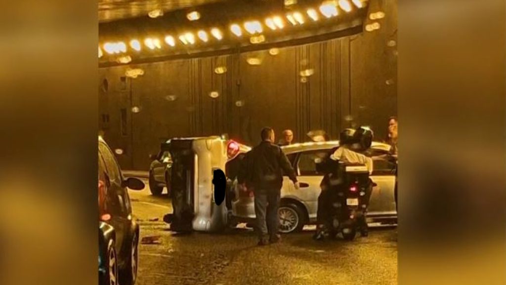 Τροχαίο στην γέφυρα της Χαμοστέρνας: Ενεπλάκησαν τέσσερα οχήματα – Τουλάχιστον δύο οι τραυματίες