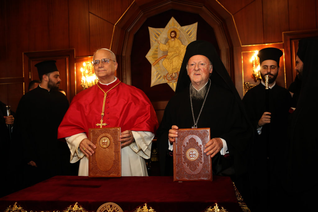 Παρών στη θρονική εορτή του Οικουμενικού Πατριαρχείου ο Πάπας Λέων ο ΙΔ’ – Τι δήλωσε στην Εκκλησία των Αρμενίων