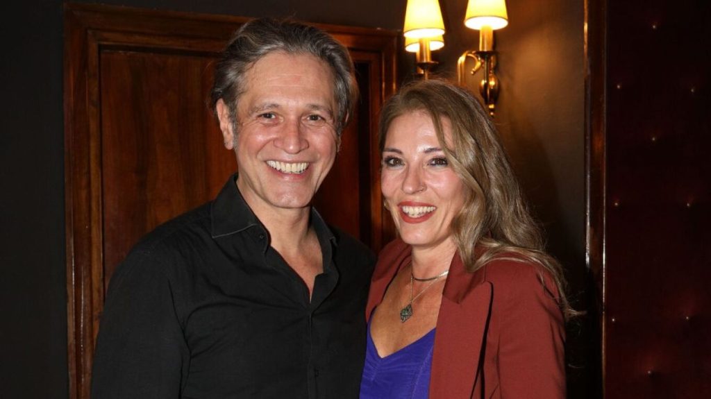 Ο Αιμίλιος Χειλάκης μίλησε για την Αθηνά Μαξίμου: «Βλέπω τον εαυτό μου – Είναι καθρέφτης για εμένα» (βίντεο)