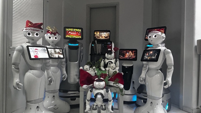 Θεσσαλονίκη: Ρομπότ ξεκίνησαν τις πρόβες για να πουν τα… κάλαντα