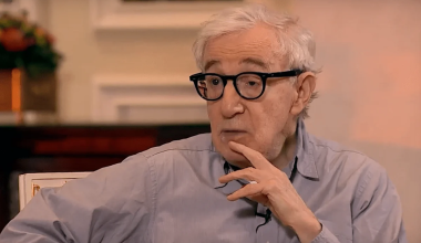 Ο Γούντι Άλεν έγινε 90: Τα πρώτα βήματα στον κινηματογράφο, η «πληγωμένη» φήμη και το έργο του