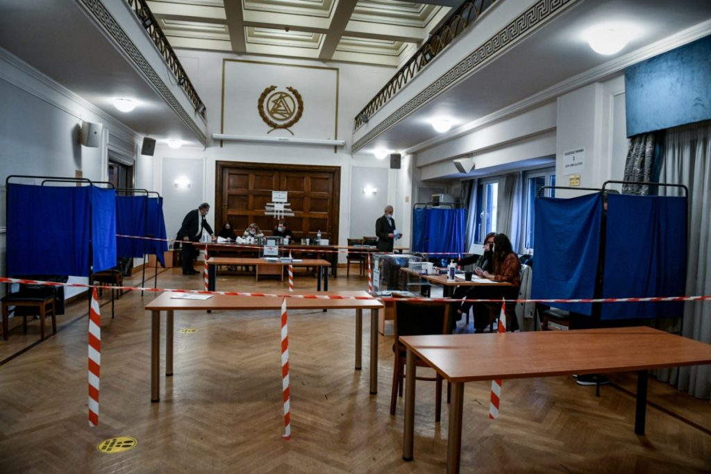 Στις κάλπες σήμερα οι 46.878 δικηγόροι των 63 Δικηγορικών Συλλόγων