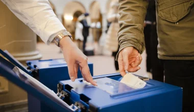 Ηχηρό «όχι» των Ελβετών στην φορολόγηση των πάμπλουτων – Τι δείχνουν τα πρώτα αποτελέσματα του δημοψηφίσματος