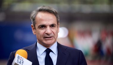 Στο Λονδίνο τη Δευτέρα ο Πρωθυπουργός