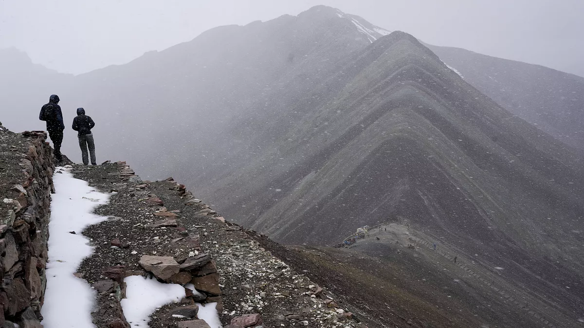 Περού: Τουλάχιστον 12 νεκροί και 30 αγνοούμενοι μετά από κατολίσθηση στην περιοχή Ουκαγιάλι