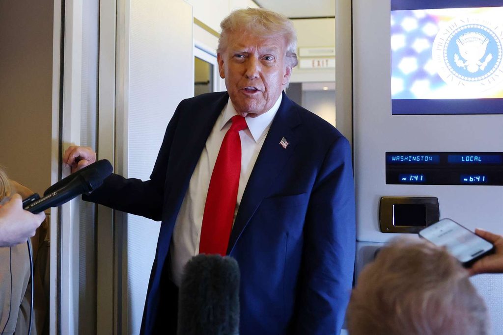 Ν.Τραμπ για τηλεφωνική συνομιλία με Ν.Μαδούρο: «Μίλησα μαζί του αλλά δεν θα σας πω τι είπαμε»