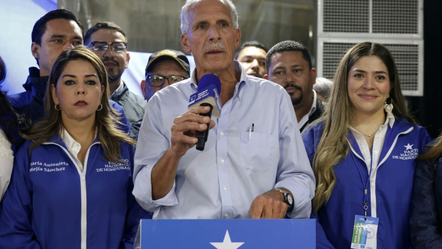 «Μάχη» σώμα με σώμα στις εκλογές της Ονδούρας: Προηγείται ο δεξιός Νάσρι Ασφούρα με τις «ευλογίες» του Ν.Τραμπ