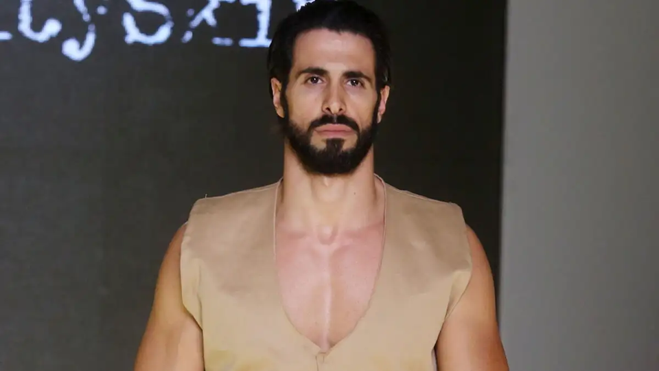 Γ.Παράσχος: «Ευχαριστώ τον Θεό που μου έφερε τον καρκίνο» (βίντεο)