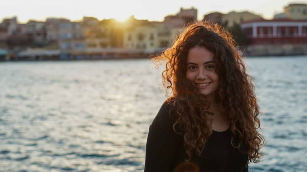 Σ.Χαραλάμπους για την ανάρτηση που την ήθελε να έχει πεθάνει: «Το αντιμετώπισα με χιούμορ»