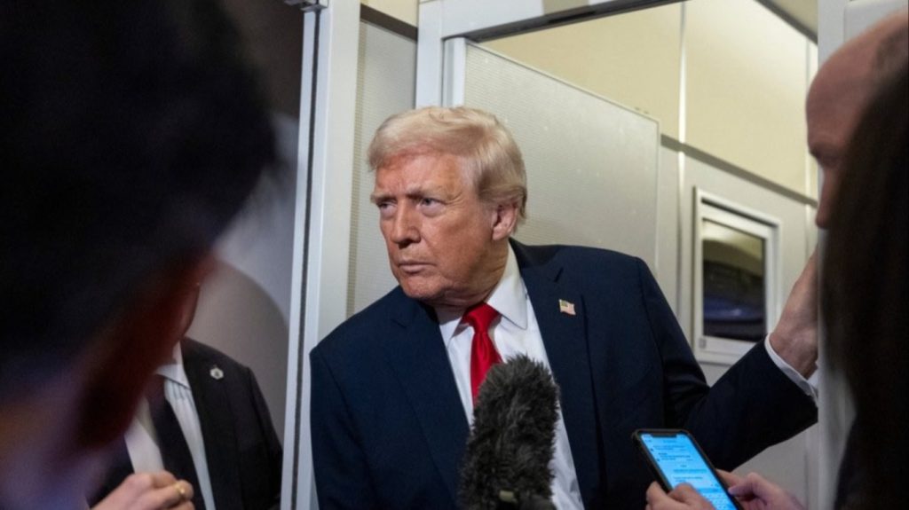 Ν.Τραμπ σε δημοσιογράφους: «Δεν θέλω στη χώρα μου άτομα από τριτοκοσμικές χώρες – Είναι εγκληματίες» (βίντεο)