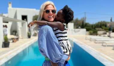 Χριστίνα Καράβα για την υιοθεσία της κόρης της: «Δικοί μου άνθρωποι ήταν αρνητικοί στην απόφασή μου» (βίντεο)