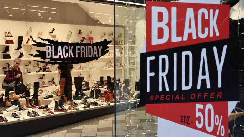 Η πιο αποτυχημένη Black Friday… ever: Οι πολίτες δεν είχαν λεφτά ούτε για… προσφορές