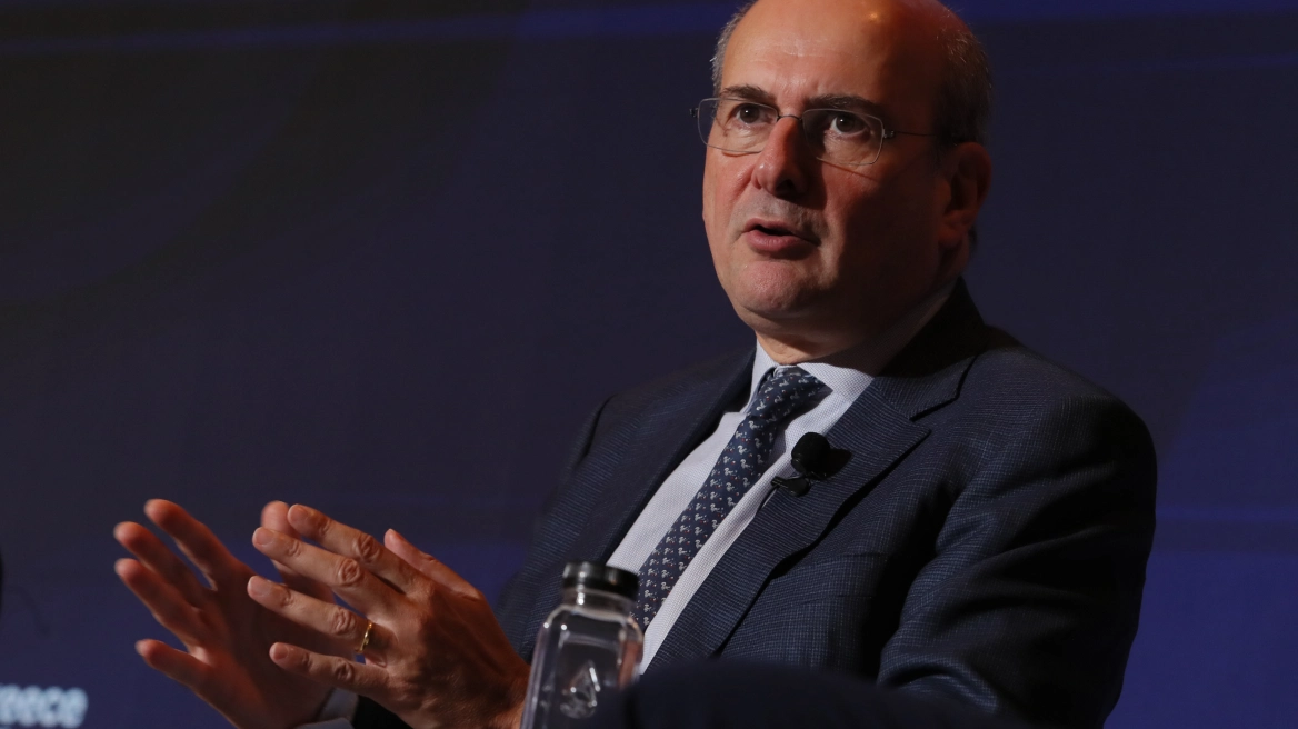 Ο Κ.Χατζηδάκης θέλει την τεχνητή νοημοσύνη παντού: Στο κρατος και την οικονομία