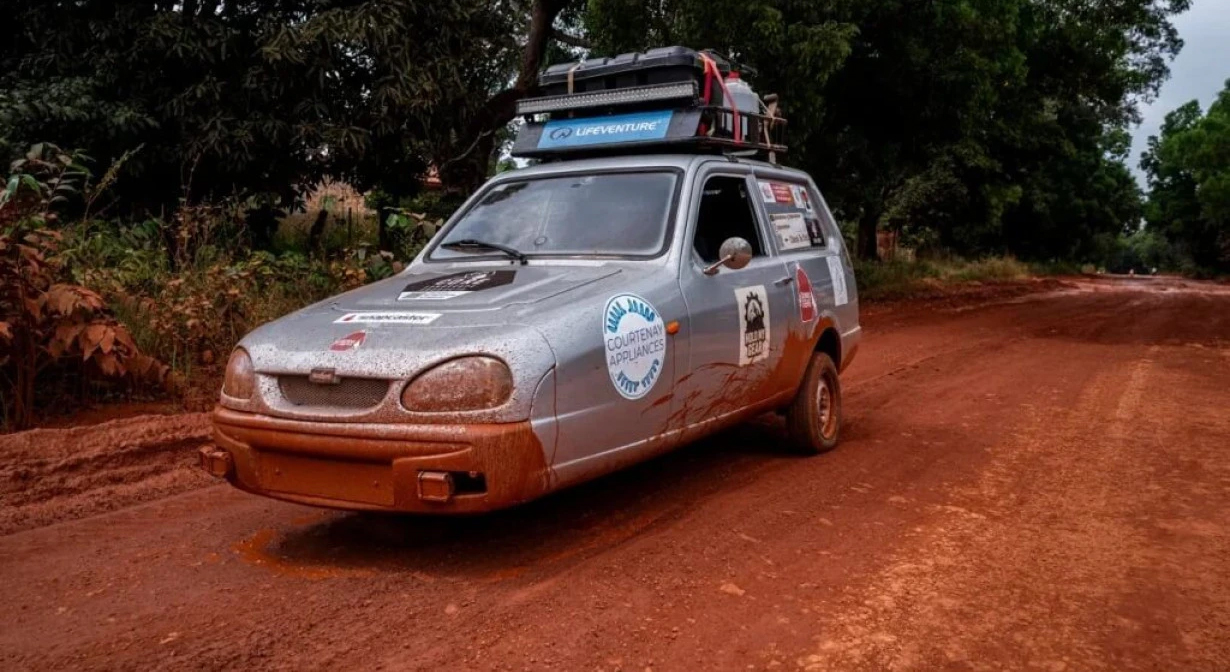 Θα διέσχιζες όλην την Αφρική με Reliant Robin; (βίντεο)