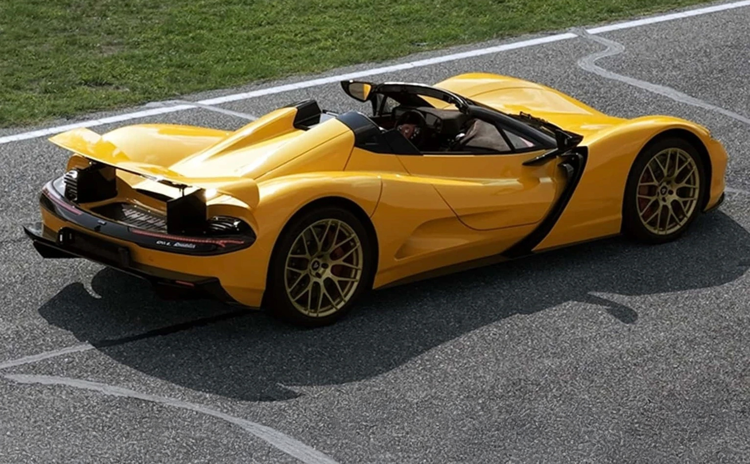 Aspark Owl: Το ιαπωνικό hypercar χάνει την οροφή του