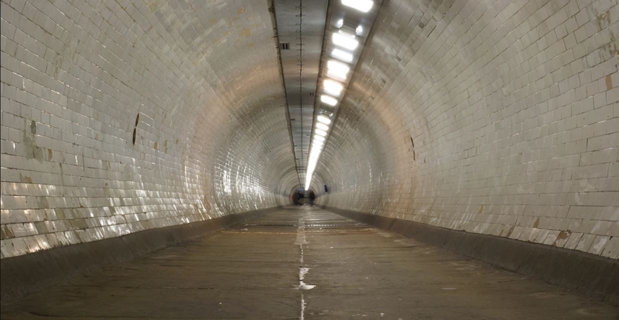 Η στοιχειωμένη σήραγγα που ελάχιστοι γνωρίζουν – «Αρκετοί από αυτούς που μπαίνουν, φεύγουν με εφιάλτες»