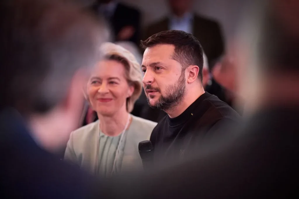 Ούρσουλα φον ντερ Λάιεν στα κράτη-μέλη: «Πρέπει να δώσετε  στην Ουκρανία 90 δισ.€ τα επόμενα δύο χρόνια»!