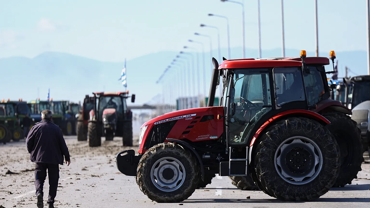 Αγροτικές κινητοποιήσεις: Μπλόκο στο τελωνείο Κήπων – Προβλήματα στην κυκλοφορία των οχημάτων