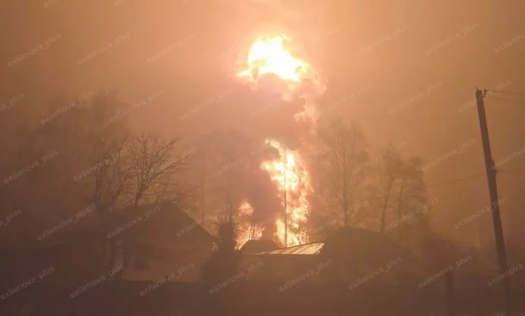 Οι Ουκρανοί κτύπησαν ρωσική αποθήκη πετρελαίου στην περιφέρεια Ταμπόφ (βίντεο)