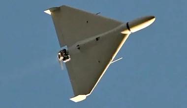 Βίντεο: Ρωσικό drone Shaded διαλύει όχημα των ουκρανικών δυνάμεων στην Τσερνίχιβ