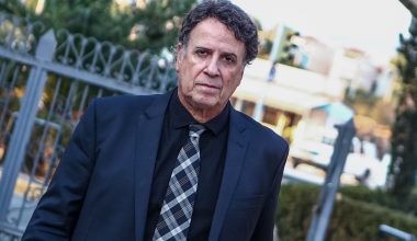 Ο Χ.Ρώμας διέψευσε τις φήμες για remake της σειράς «Κωνσταντίνου και Ελένης»