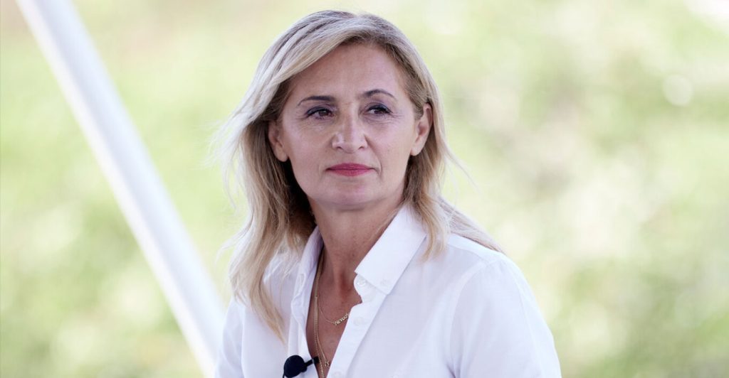 Μαρία Πολύζου: «Με κακοποίησε ο πατέρας μου στα 11 μου – Προσπάθησα να αυτοκτονήσω – Η προσευχή με έσωσε»