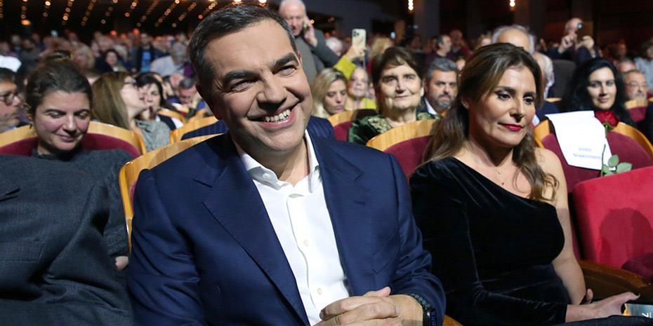 Γιατί ο Α.Τσίπρας ήθελε να είναι «ελεύθερη η είσοδος» στην παρουσίαση του βιβλίου του