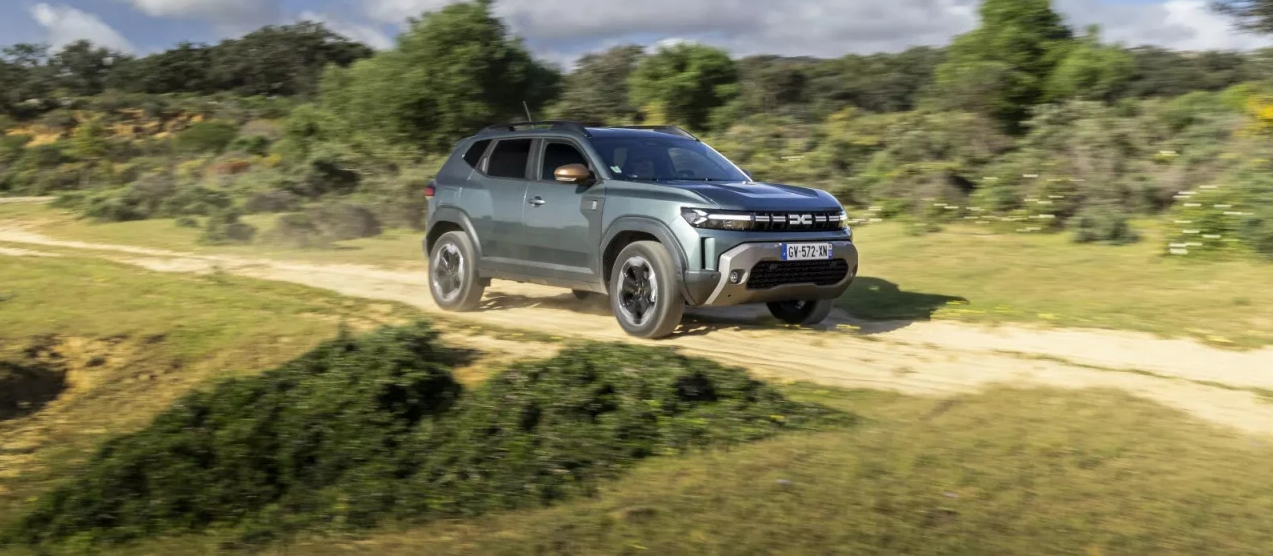 Στην Ελλάδα το Dacia Duster Hybrid-G 150 4×4 διπλού καυσίμου