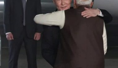 Στο Νέο Δελχί ο Β.Πούτιν – Ιστορική επίσκεψη του Ρώσου προέδρου στην Ινδία