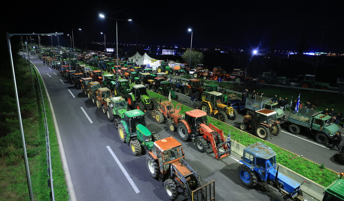 Για τις 15 Δεκεμβρίου αναβλήθηκε η δίκη των δύο αγροτών που συνελήφθησαν στο μπλόκο της Νίκαιας